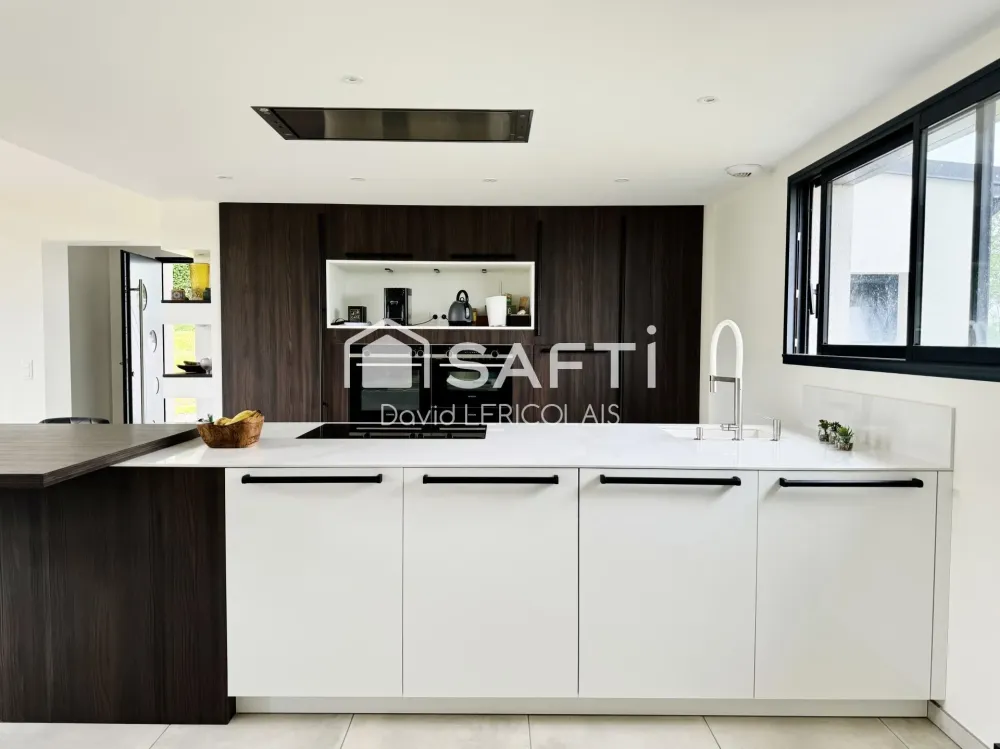 Maison à vendre à TESSY BOCAGE de 146m² (8)