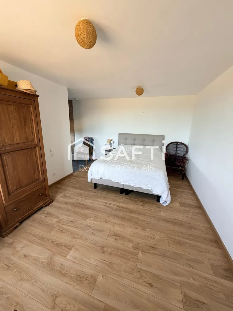 Maison à vendre à TESSY BOCAGE de 146m² (10)