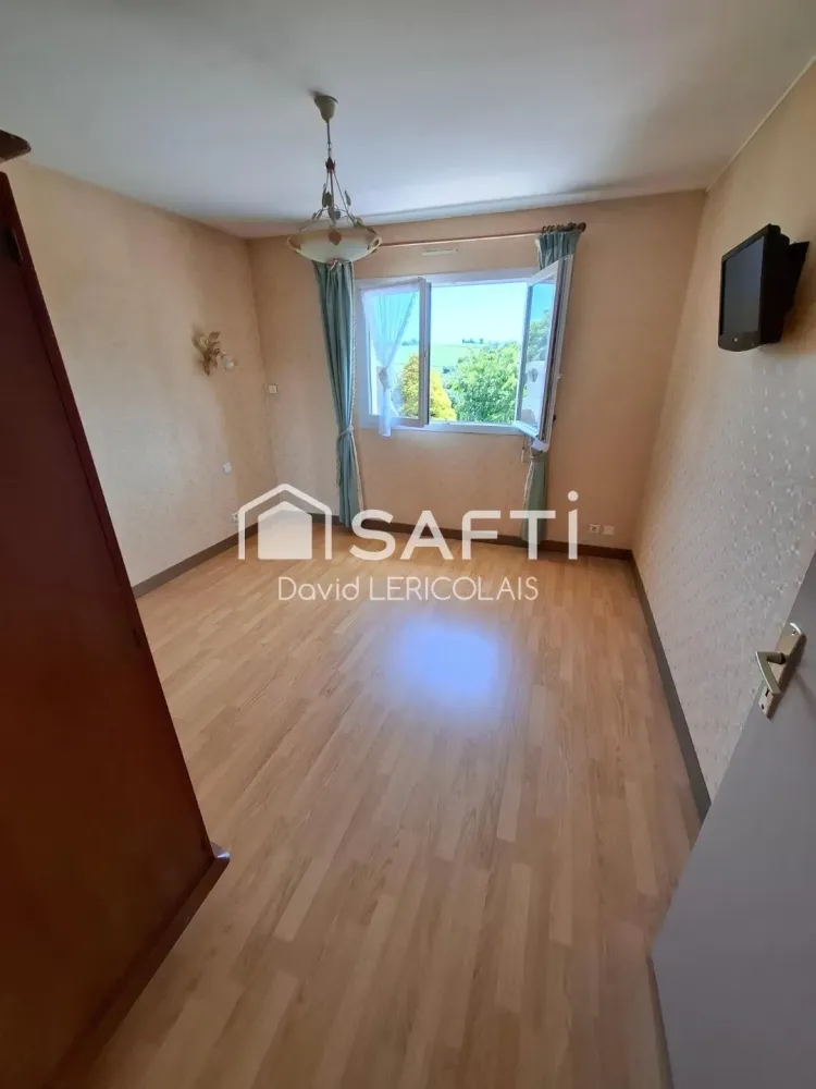 Maison à vendre à TESSY BOCAGE de 109m² (8)