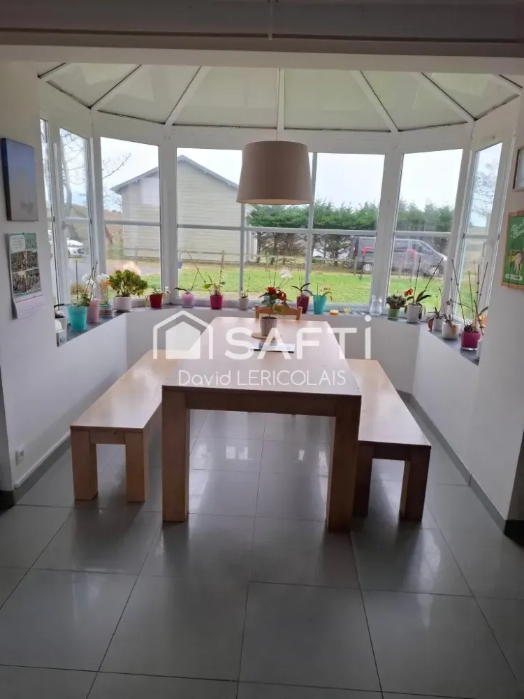 Maison à vendre à CREANCES de 383m² (11)